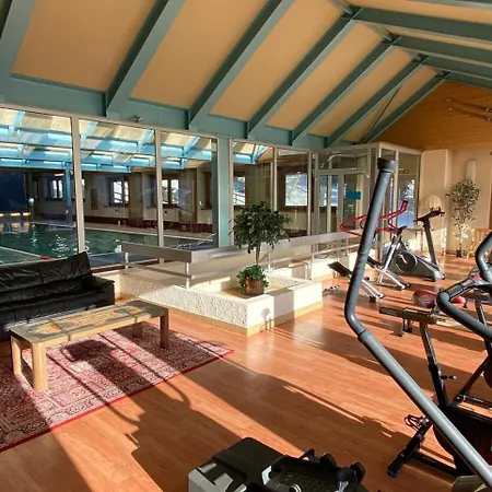 La Ruinette-charming 2-bed With Pool & Gym Access Apartman